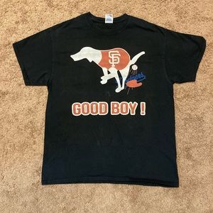 Gildan Large SF Giants Crapping On Dodgers Shirt Baseball